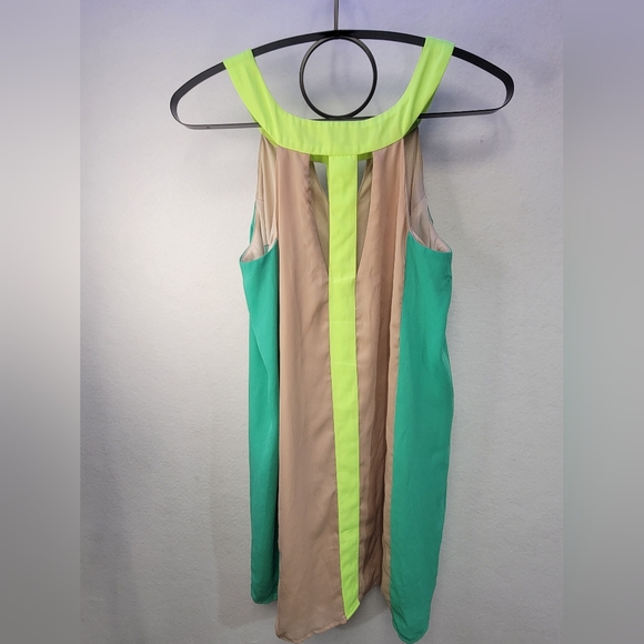 Judith March Neon Green and Beige Mini Dress - Picture 7 of 8